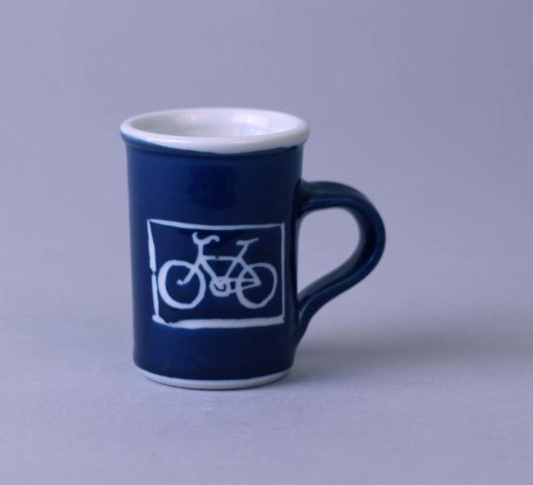 Porcelánový hrnek úzký s bicyklem